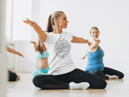 Bio - Baumwoll - T-Shirt - Boho Yoga Shirt – Filigranes Mandala Design – Spirituelles T-Shirt - YogaStylz