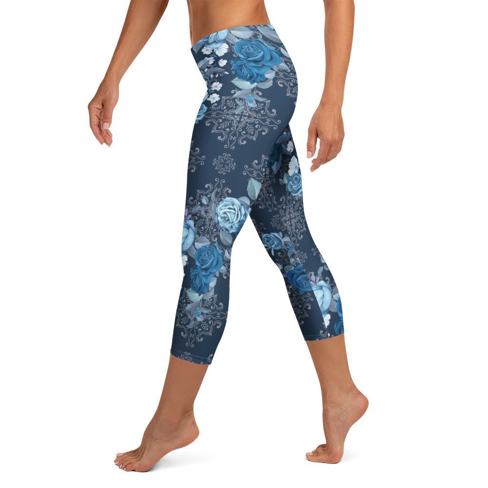 Capri - Leggings mit blauen Rosen – Florales Design & Ornament - Print | 3/4 Yogahose Damen mit Stretch & UV - Schutz - YogaStylz