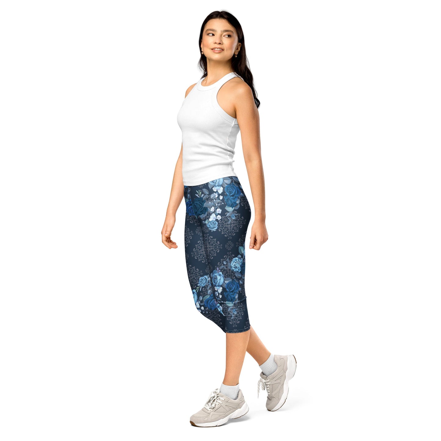 Capri - Leggings mit blauen Rosen – Florales Design & Ornament - Print | 3/4 Yogahose Damen mit Stretch & UV - Schutz - YogaStylz