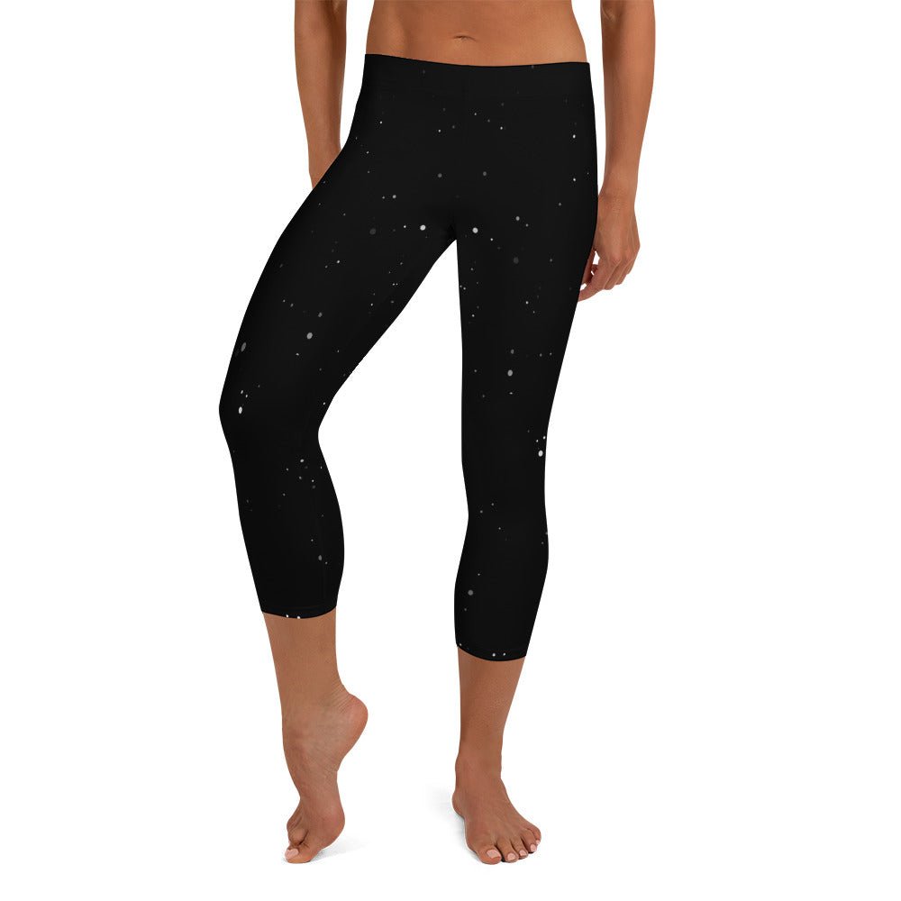 Capri - Leggings mit Mondphasen – 3/4 Yogahose Damen in Schwarz mit Stretch & UV - Schutz | Spirituelle Activewear - YogaStylz