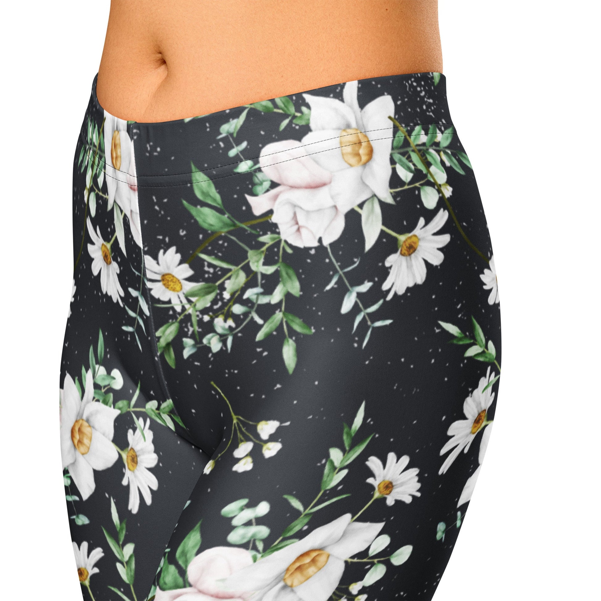 Capri - Leggings mit weißen Blumen – Florales 3/4 Design auf Dunkelgrau | Bequeme Yogahose mit Stretch & UV - Schutz für Damen - YogaStylz