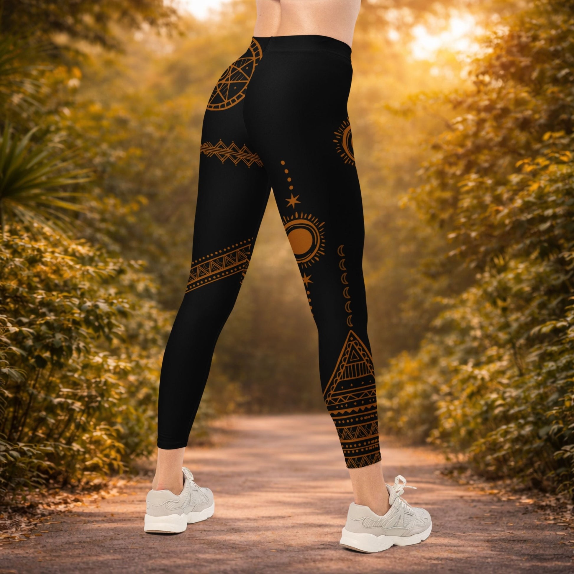 Leggings Tribal Sun Leggings – Kraftvolles Design trifft Komfort - YogaStylz