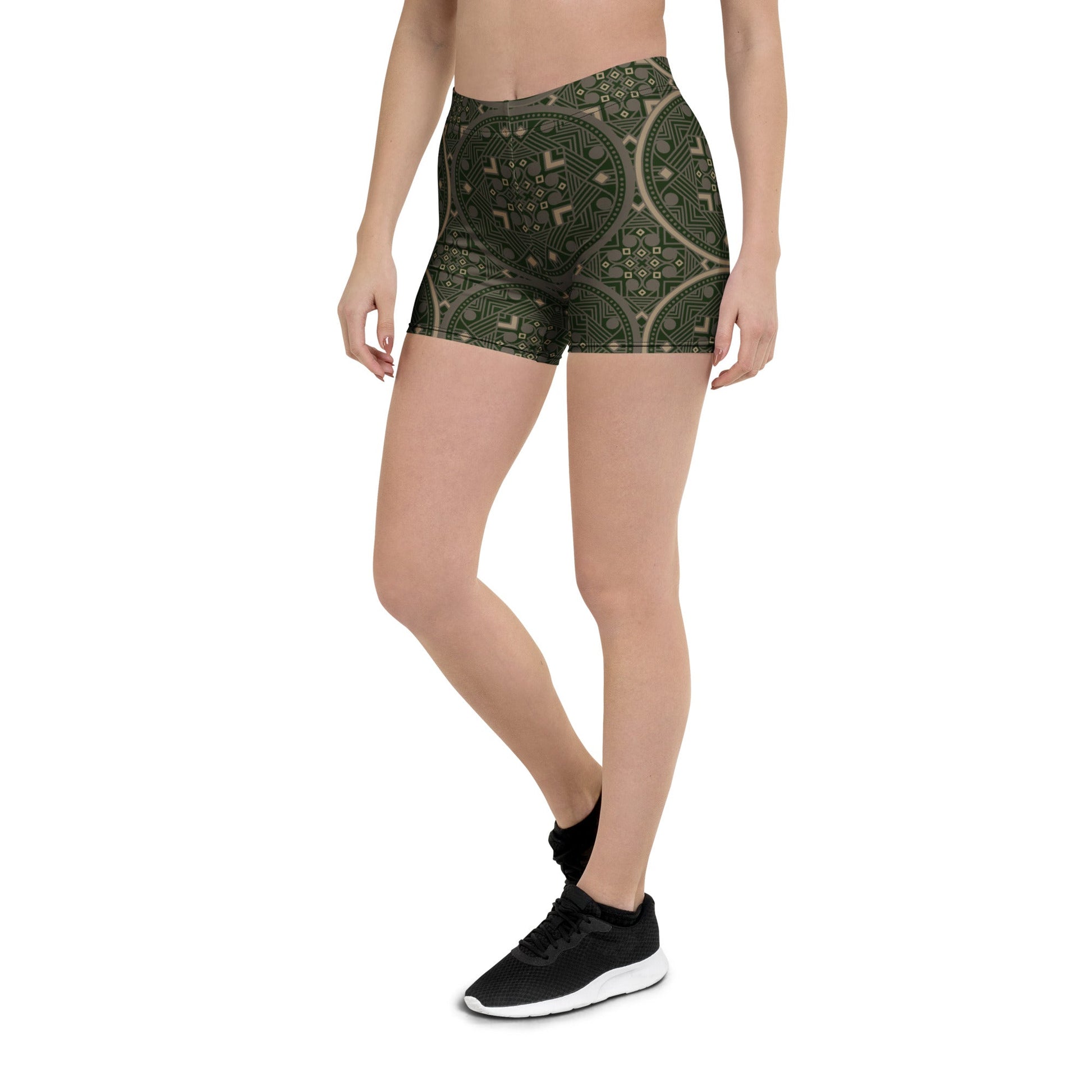 Mandala Shorts Grün – Boho Performance - Shorts mit orientalischem Muster & elastischem Bund | Stretch - Sportshorts für Damen - YogaStylz
