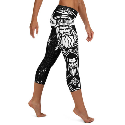 Viking Leggings Schwarz - Weiß – Krieger - Design mit Runen & nordischer Mythologie | Stretch Activewear Damen – Stark & Stilvoll - YogaStylz